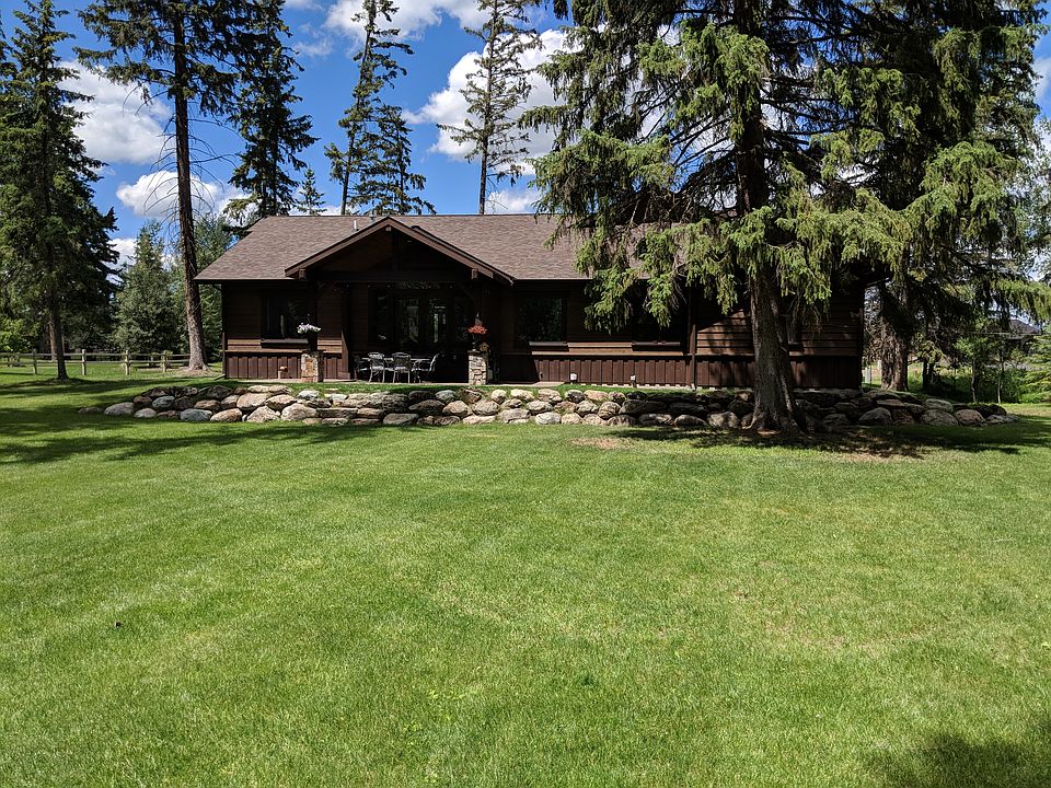 2nd image of 216 Whispering Meadows Trl
