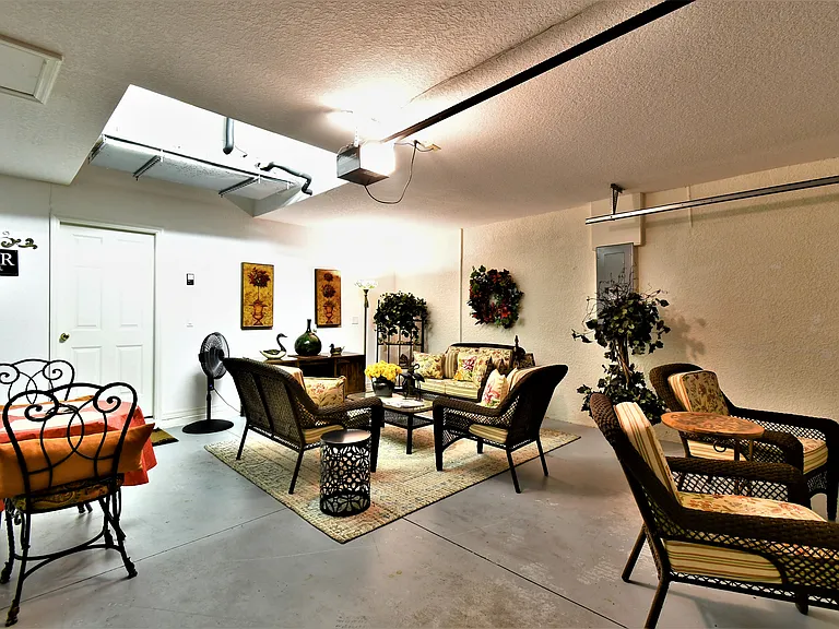 4808 Fairloop Run — Photo 15