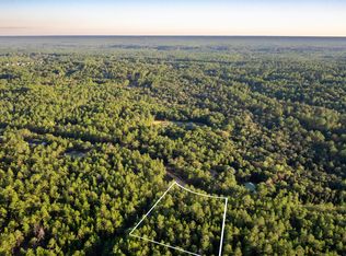 3902 Clearview Dr, Crestview, FL 32539