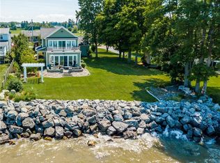 2379 Lake Rd, Ontario, NY 14519