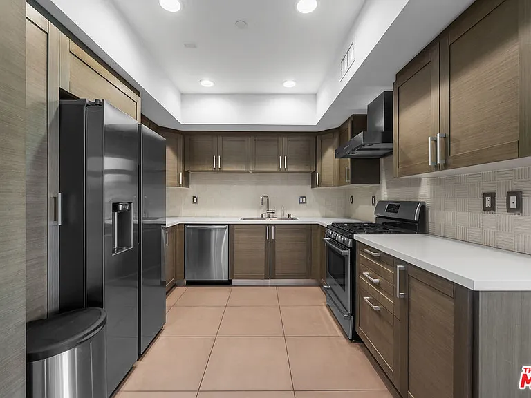 7133 Hawthorn Ave #Penthouse 6 — Photo 7