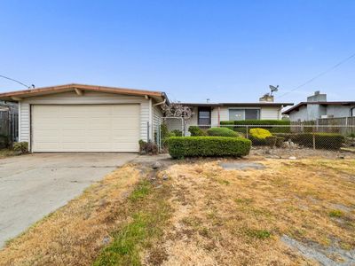 11 Struve Rd, Moss Landing, CA, 95039