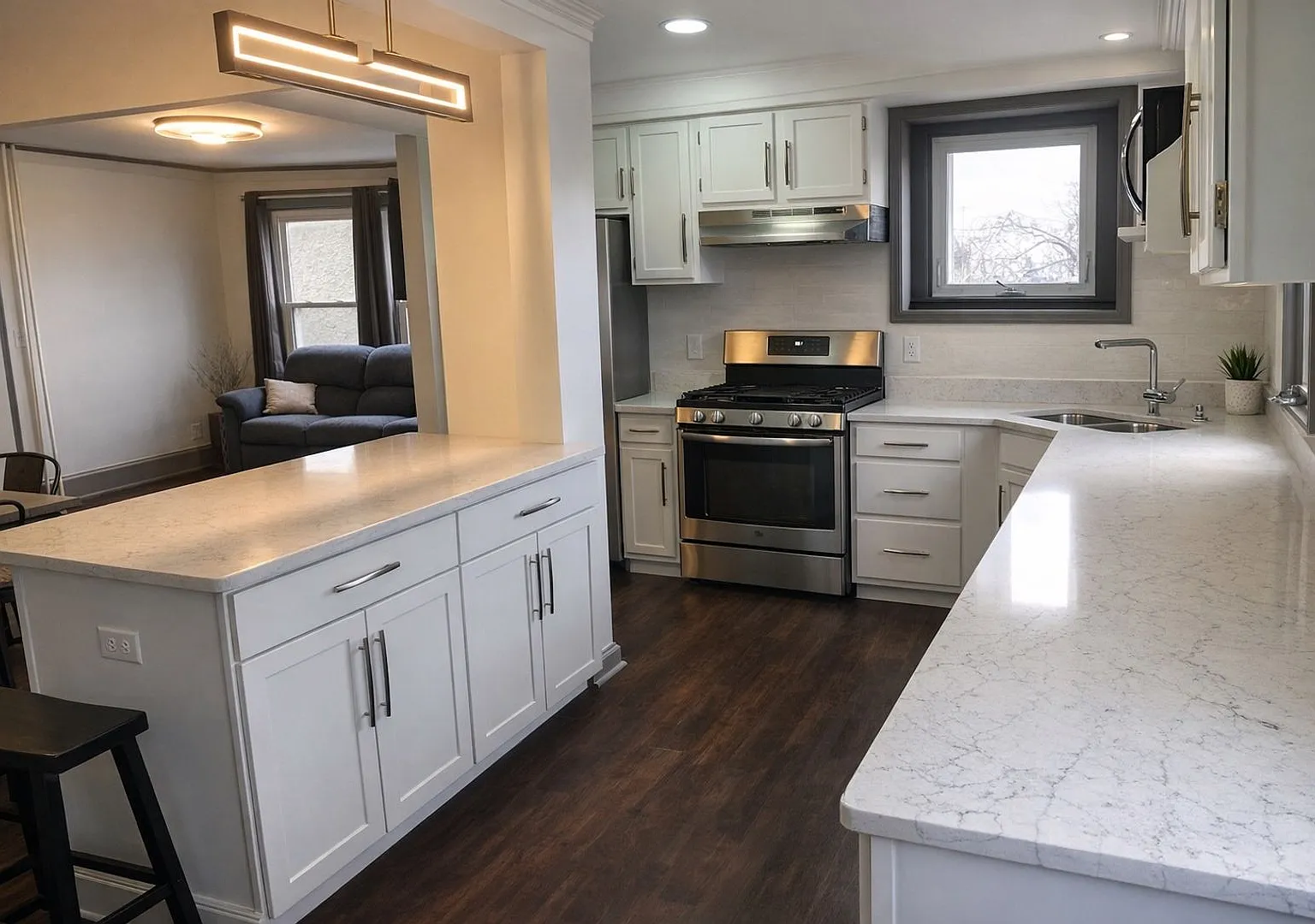 306 Bryant Ave — Photo 3
