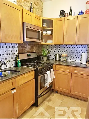 Rented by EXR | media 2