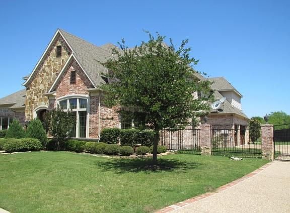 4th image of 2374 King Arthur Blvd