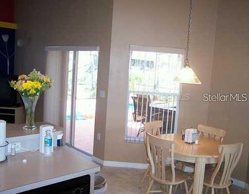 2nd image of 114 Oakpoint Pl