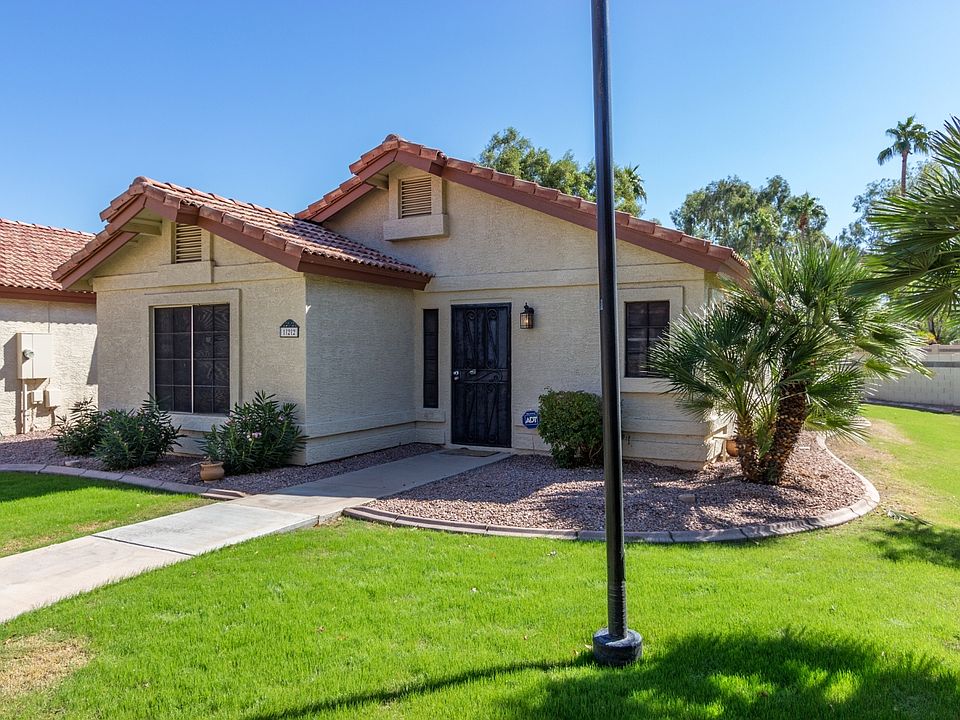 1st image of 1120 N Val Vista Dr Unit 122