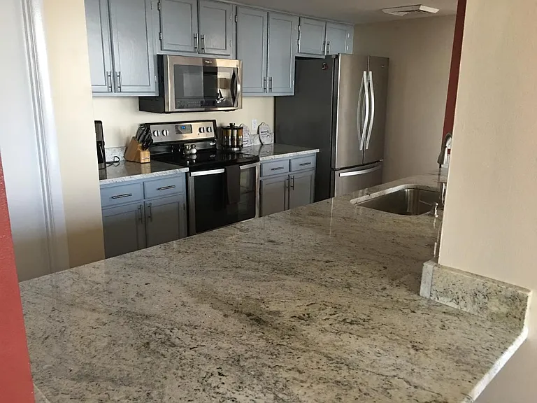 408 W University Ave #10B — Photo 4