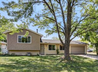5365 Fonda Ln, Hanover Park, IL 60133