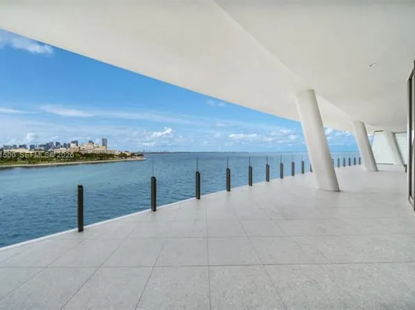 5 Grove Isle Dr Unit L402, Miami, FL 33133