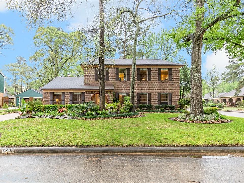 1st image of 2702 Golden Leaf Dr