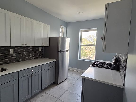 3rd image of 6 N 21st St APT 46