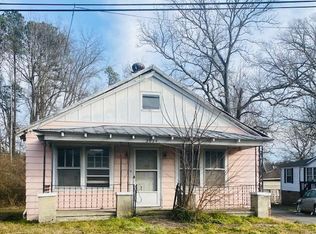 2024 Halifax St, Emporia, VA 23847
