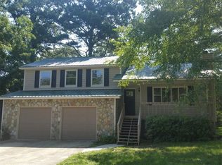 6906 Wisteria Ln, Lithia Springs, GA 30122