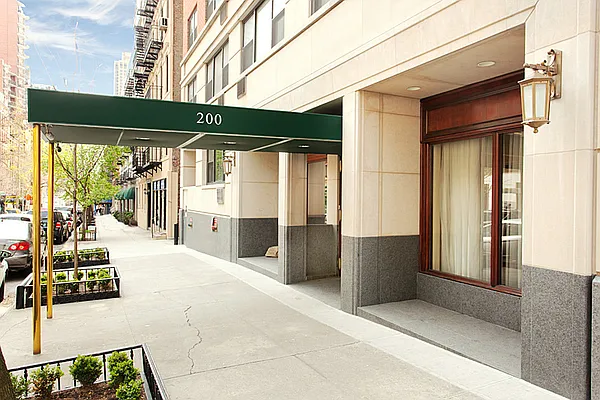 Sold by Brown Harris Stevens | media 19