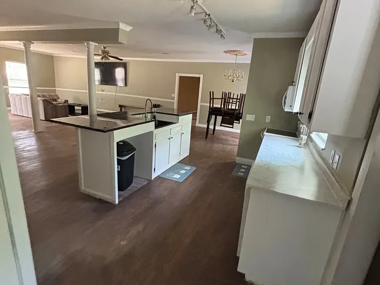 813 N Highland Forest Dr #A — Photo 3