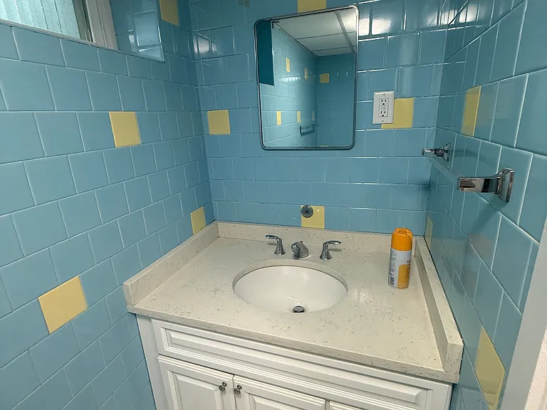 71 Pine St — Photo 24