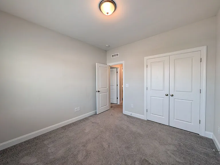 332 Canyon Springs Trl — Photo 17