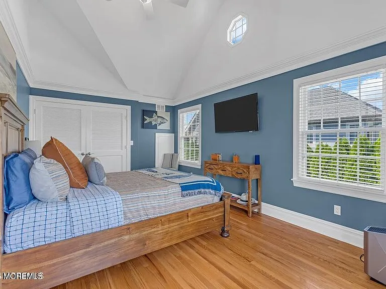 101 Neptune Pl — Photo 36