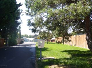 1906 W Greenway St, Yakima, WA 98902