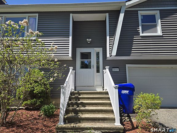 5th image of 1004 Hickory Hill Road