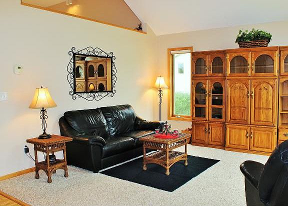 4th image of 13428 Basswood Ln