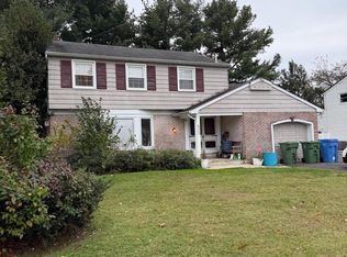 523 Rhode Island Ave, Cherry Hill, NJ 08002