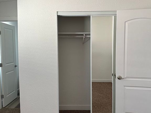 5th image of 272 Boulder Creek Dr #2