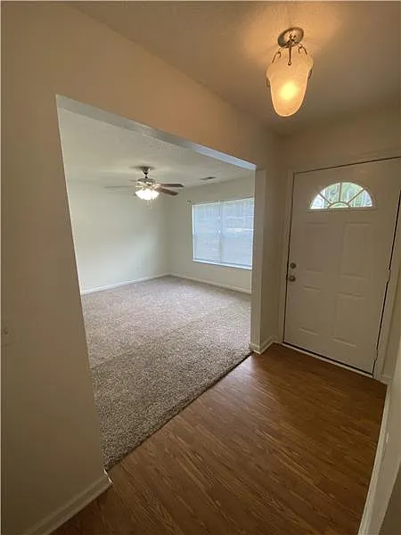 Building Photo - 417 Shadowbrook Cir