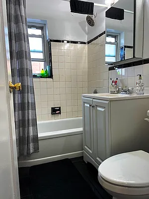 Rented by Prime Realty | media 47