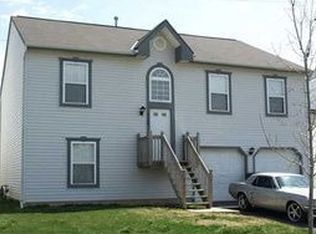 3300 Yozuri Dr, Columbus, OH 43232