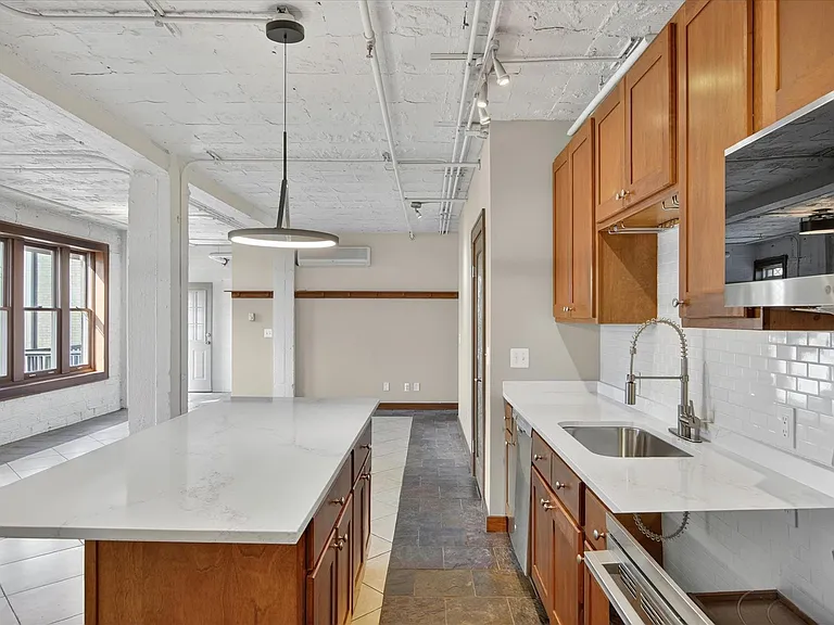 78 Watson St #8 — Photo 33