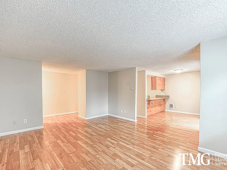 Cambria Apartments — Photo 1