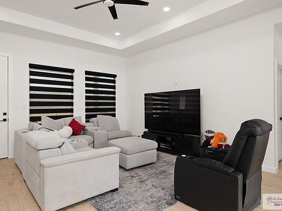4th image of 9836 Harlingen Heights Dr