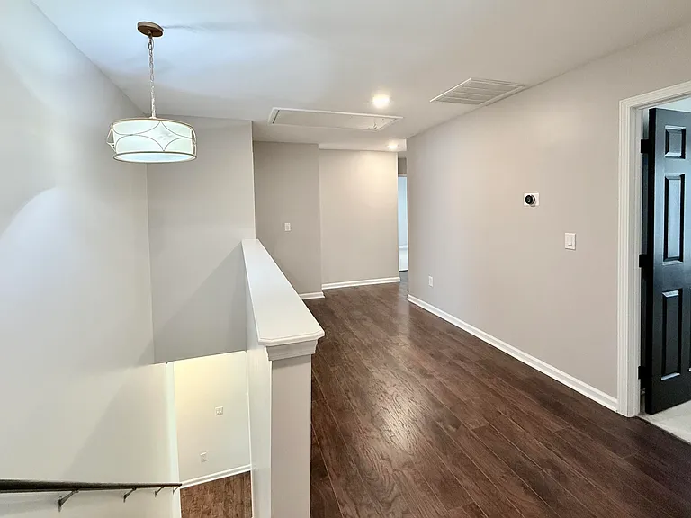 4604 Miller Dr — Photo 17