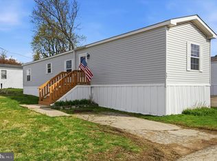 77 Ivy Cir, Norristown, PA