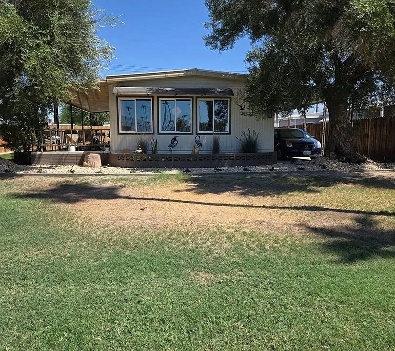73537 Algonquin Pl