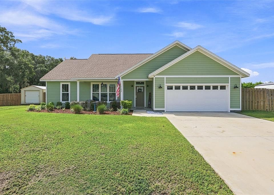 1st image of 186 SW 24TH AVENUE