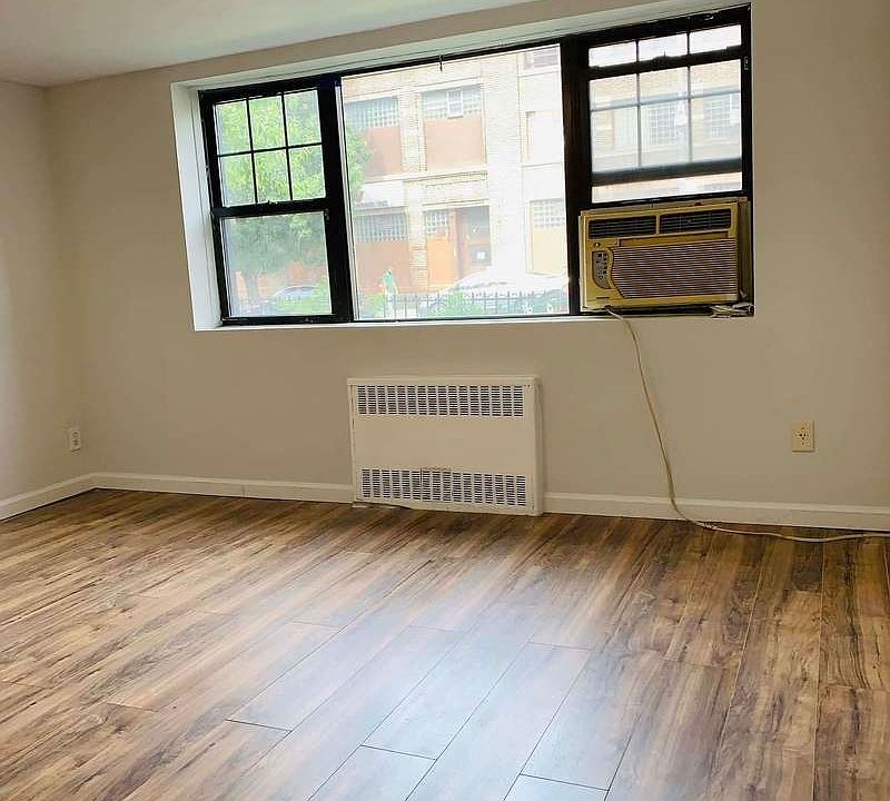 1st image of 474 Prospect Ave Floor 1