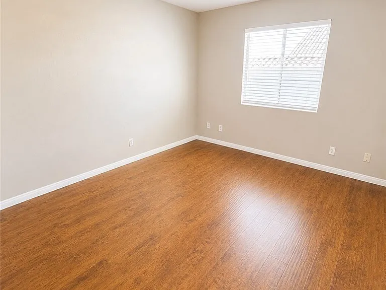 7213 London Bridge Ave — Photo 9