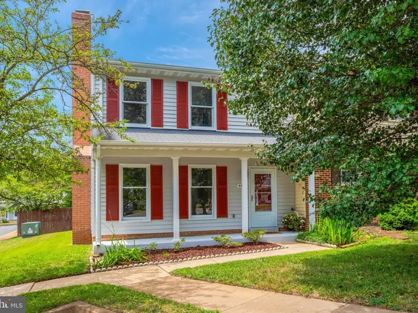 446 Denning Ct, Warrenton, VA 20186