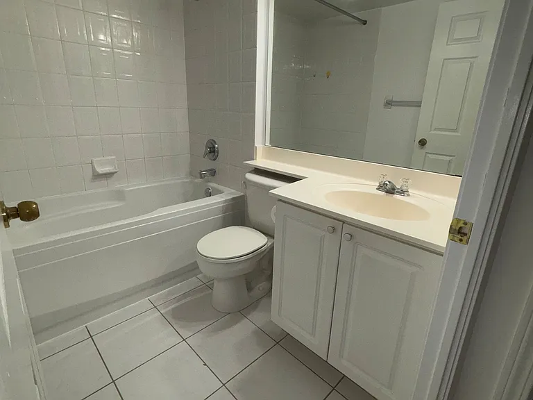 8 Hillcrest Ave #1208 — Photo 9