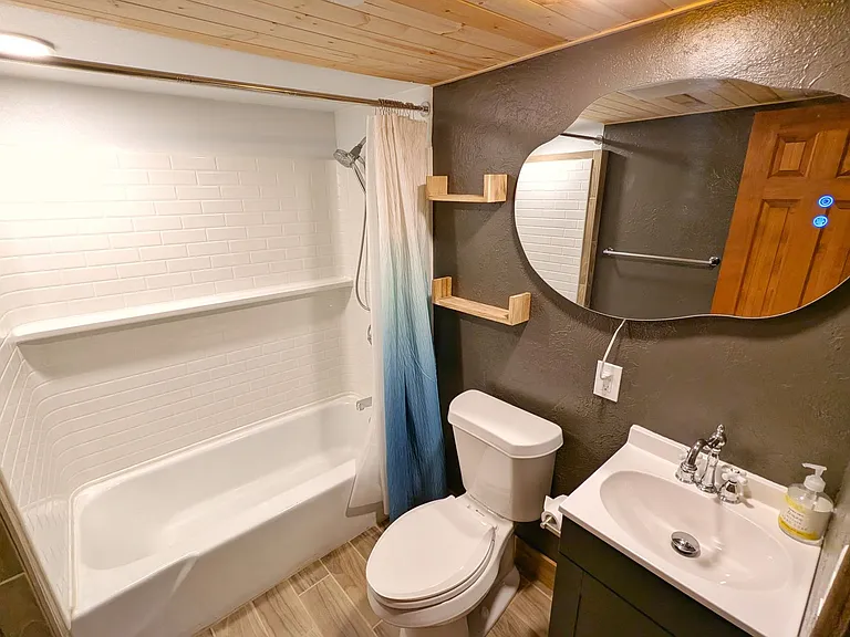 2404 Monterey Rd — Photo 30