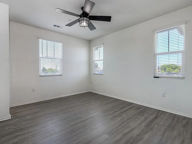 5405 San Virgilio — Photo 9
