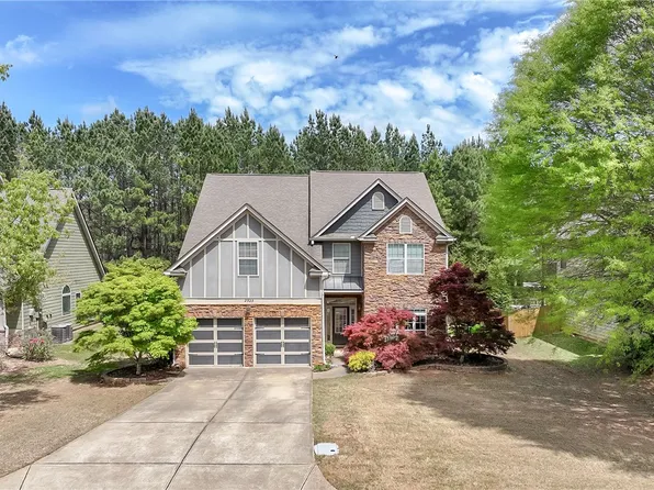 2923 McKinley Dr, Opelika, AL 36804