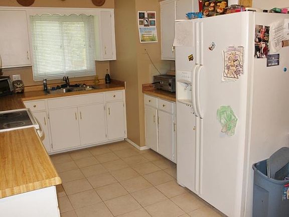5th image of 4902 Farwell St