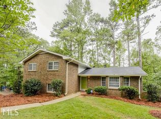 1190 Sanden Ferry Dr, Decatur, GA 30033