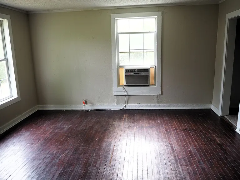 1225 Norman St — Photo 7