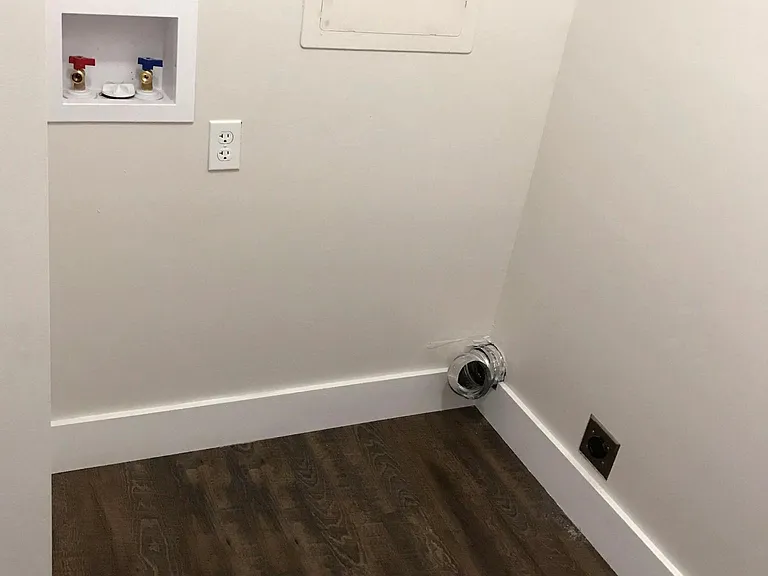Washer/dryer hookup