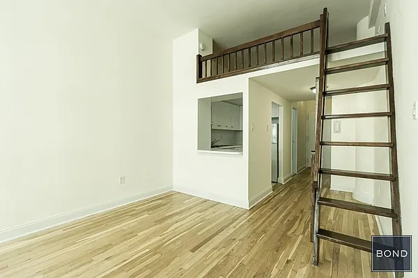 Rented by Bond New York | media 10